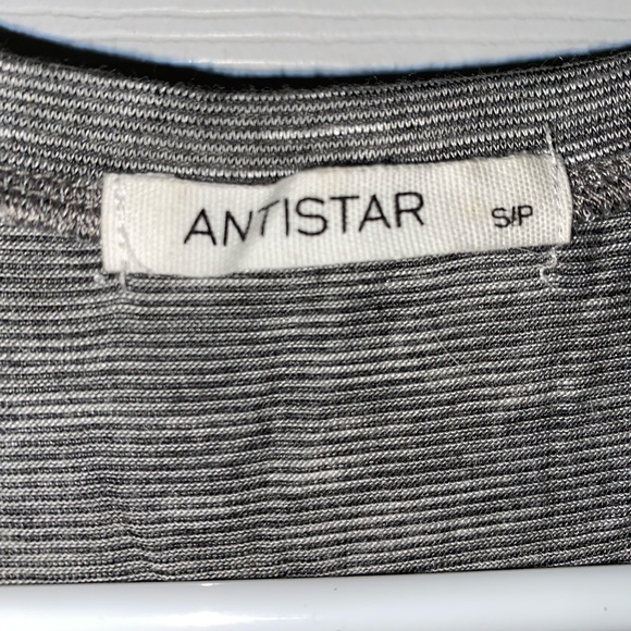 Grey long sleeve T-shirt - Picture 3 of 4